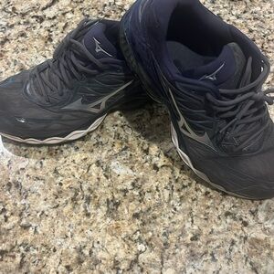 Mizuno Wave Creation 20